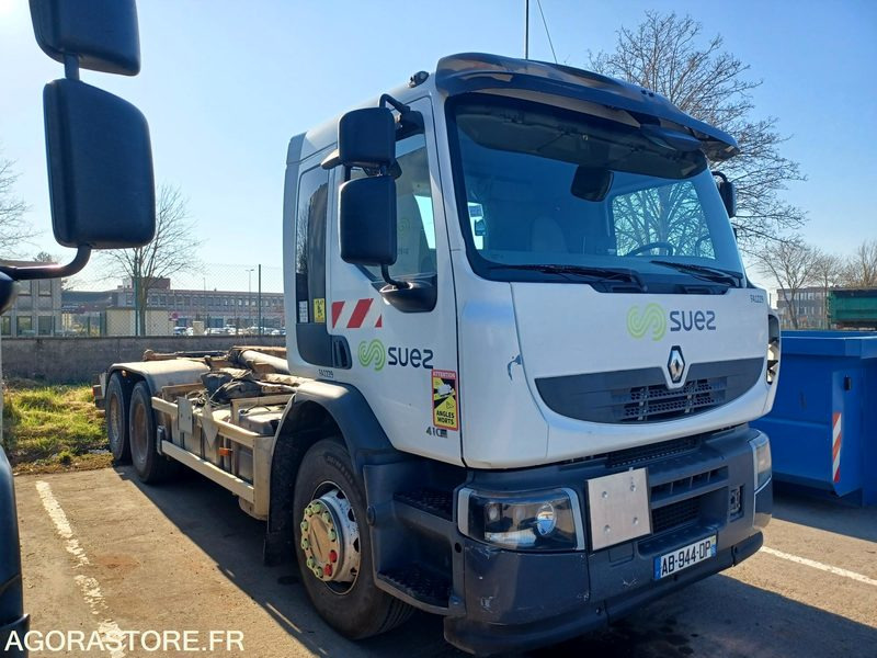 Truck RENAULT 26T/BRAS - AB944DP