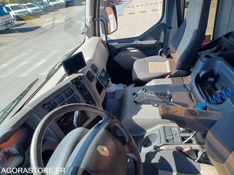 Truck RENAULT 26T/BRAS - AB944DP