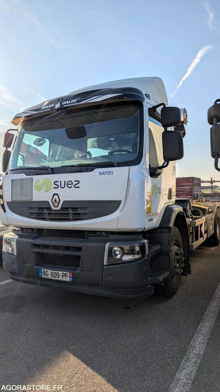 Truck RENAULT 26T/BRAS - BG609PF - 2011 / 597 656 KM