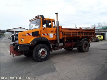 Dropside/ Flatbed truck RENAULT C300: picture 1