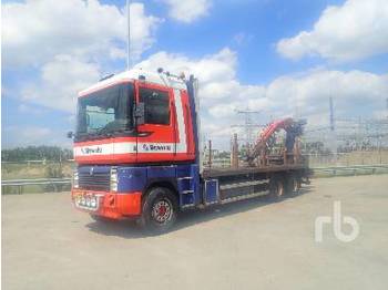 Dropside/ Flatbed truck RENAULT MAGNUM 440 6x2: picture 1