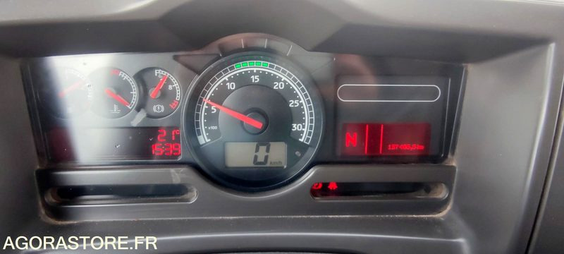 Truck RENAULT MIDLUM