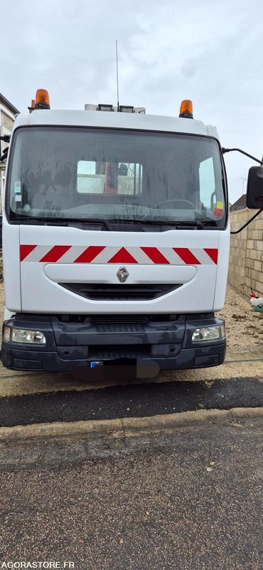Truck RENAULT MIDLUM GRUE - 2003 -143000km