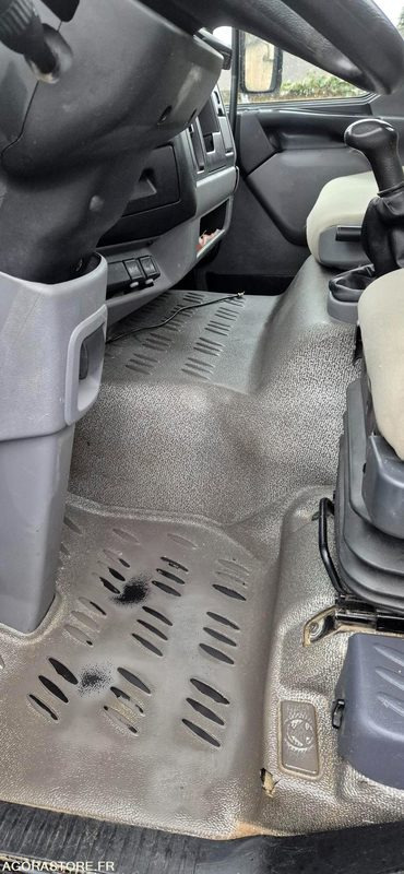 Truck RENAULT MIDLUM GRUE - 2003 -143000km