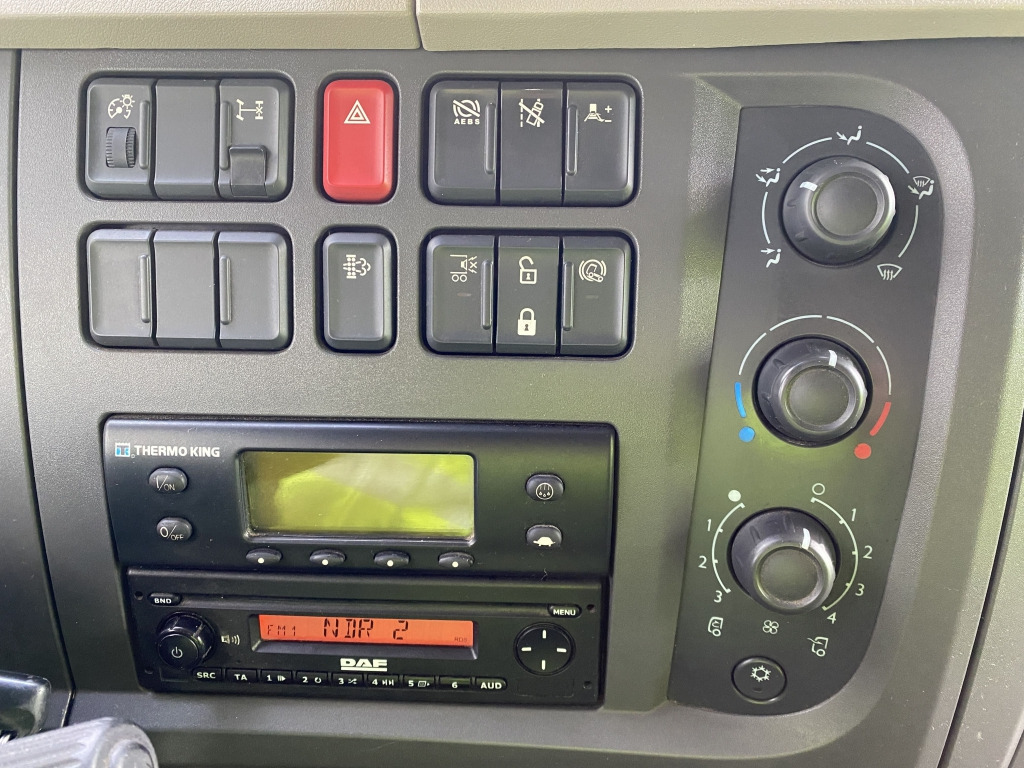 Refrigerator truck DAF LF 230 / BÄR-LBW