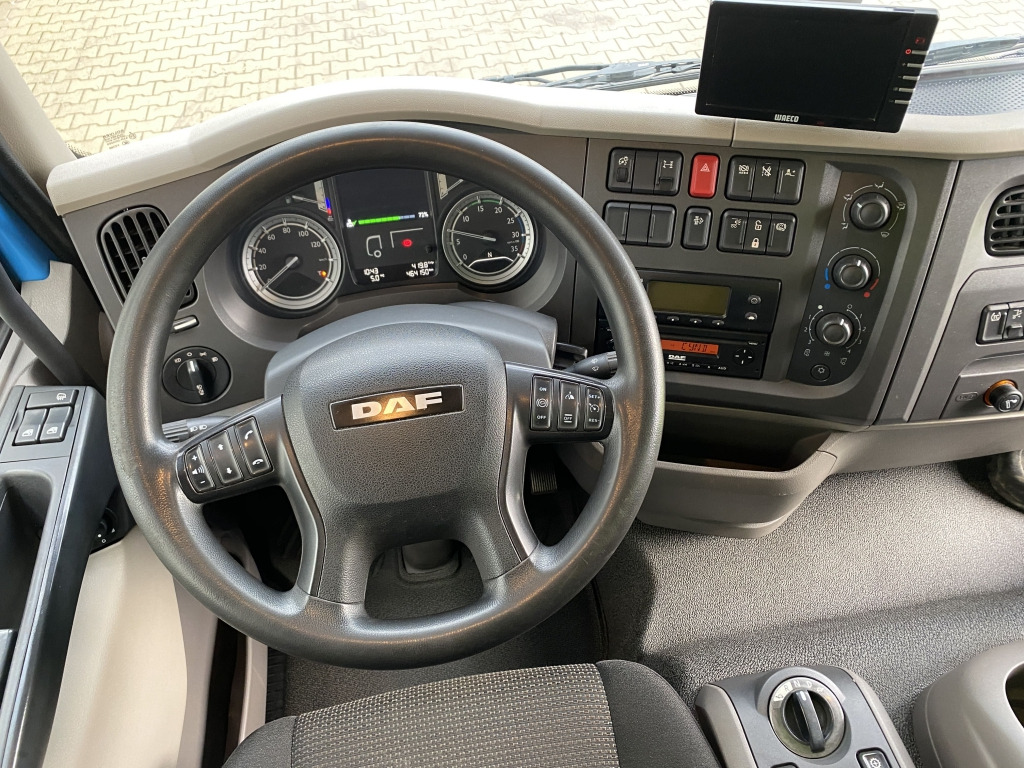 Refrigerator truck DAF LF 230 / BÄR-LBW