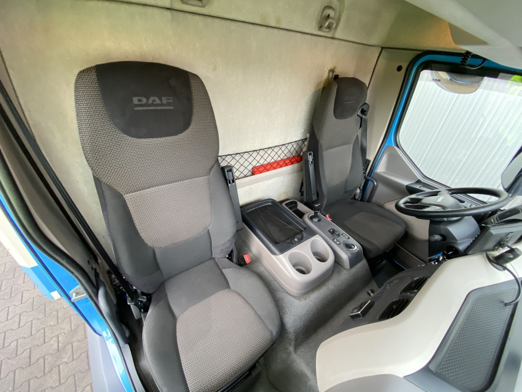 Refrigerator truck DAF LF 230 / BÄR-LBW