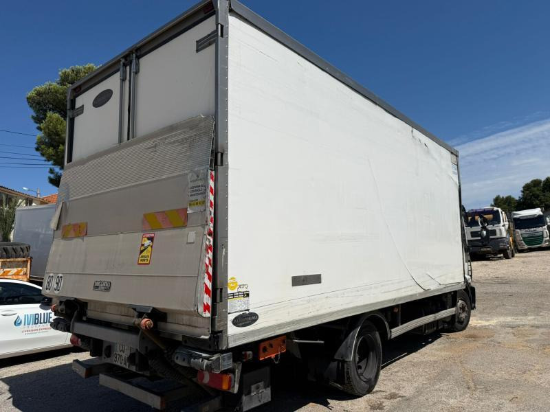 Refrigerator truck Iveco 120E22 CAISSE FRIGO HAYON