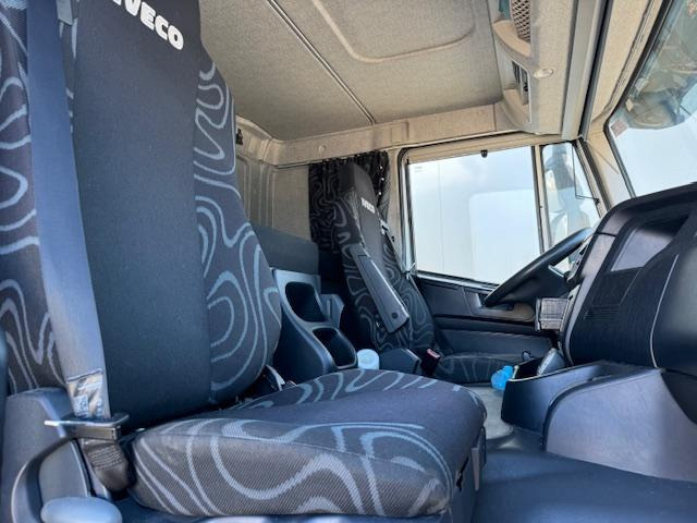 Refrigerator truck Iveco Stralis 350