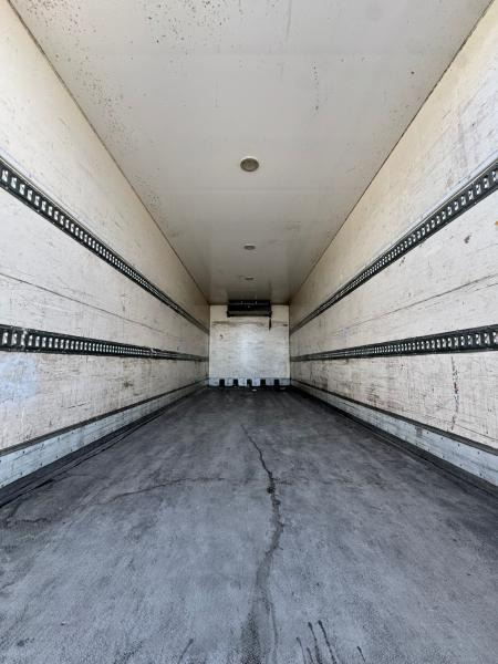 Refrigerator truck Iveco Stralis 360