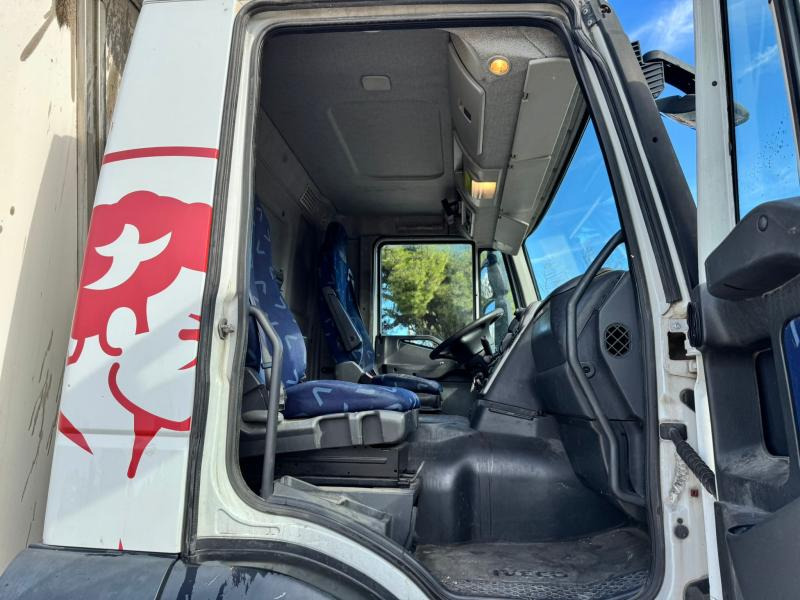 Refrigerator truck Iveco Stralis 360