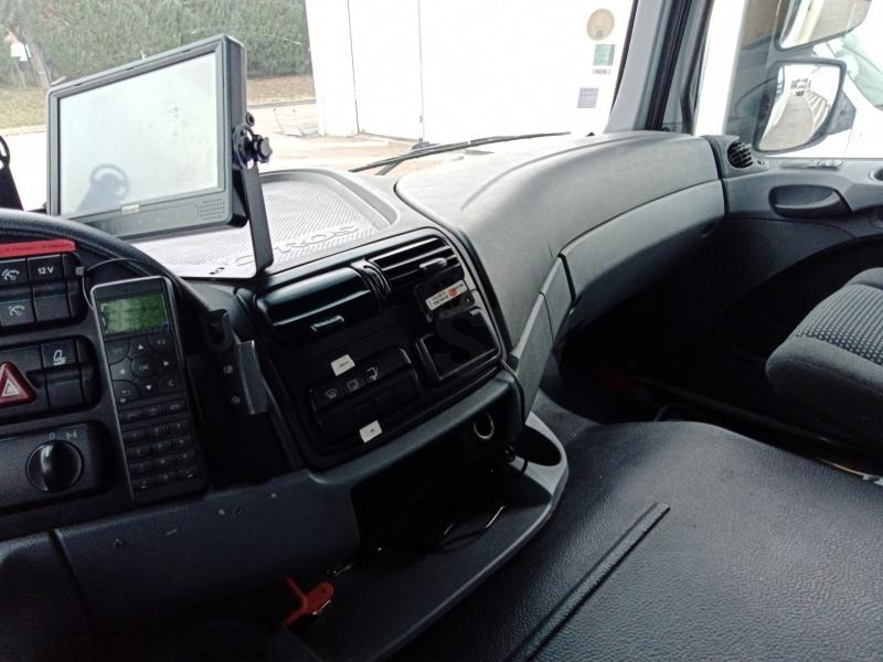 Refrigerator truck Mercedes Actros 2532