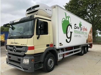 Refrigerator truck Mercedes-Benz 2632 met chereau koelbak en thermo king t-1000r