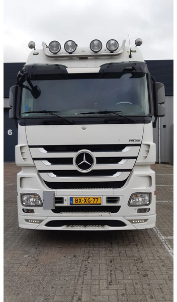 Refrigerator truck Mercedes-Benz Actros 2544 Megaspace 6x2 Thermo King