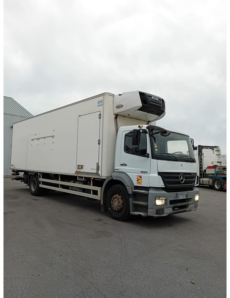 Refrigerator truck Mercedes-Benz Axor 1833
