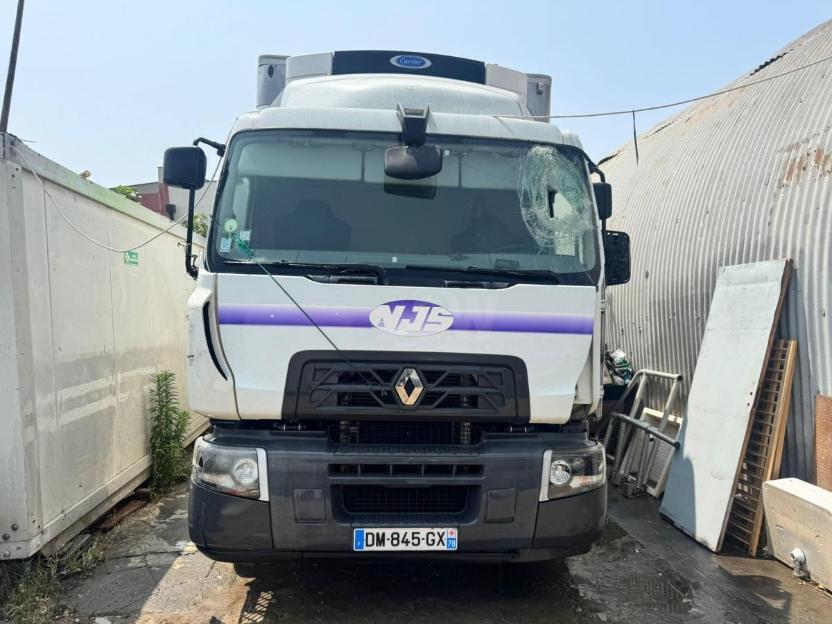 Refrigerator truck Renault D19