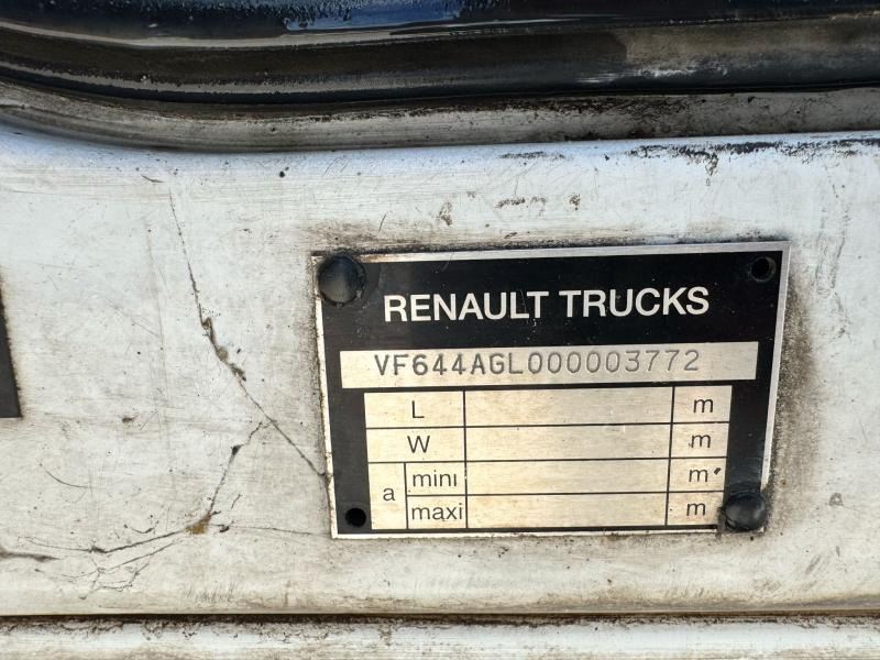 Refrigerator truck Renault Midlum 220 DXI