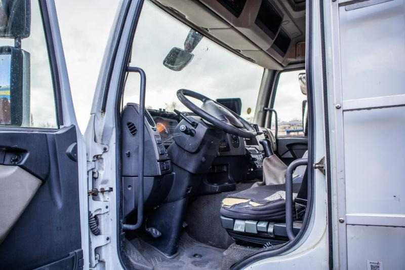 Refrigerator truck Renault PREMIUM 310DXI+E5+CARRIER+ENGINE PROBLEM