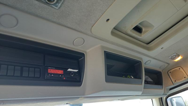 Refrigerator truck Renault Premium 270 DXI