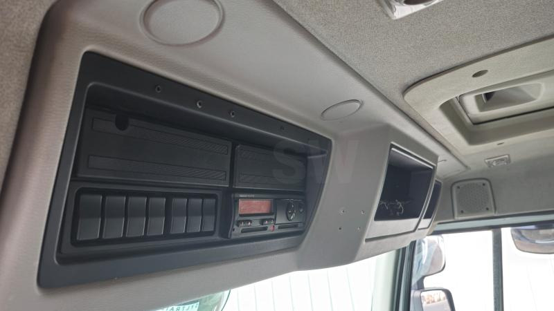 Refrigerator truck Renault Premium 270 DXI