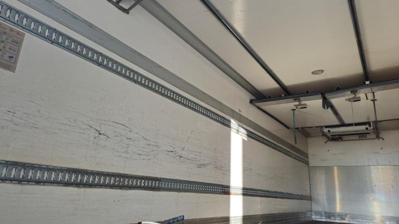 Refrigerator truck Renault Premium 270 DXI