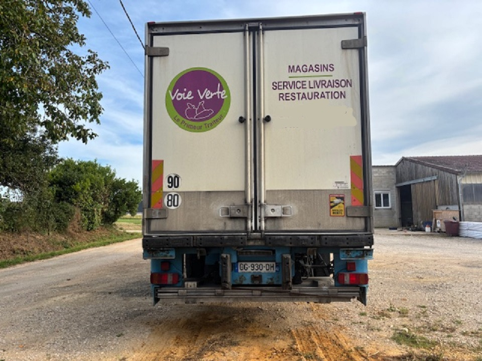 Refrigerator truck SCANIA P310