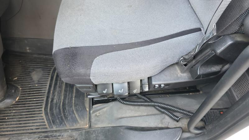 Refrigerator truck Scania P 320