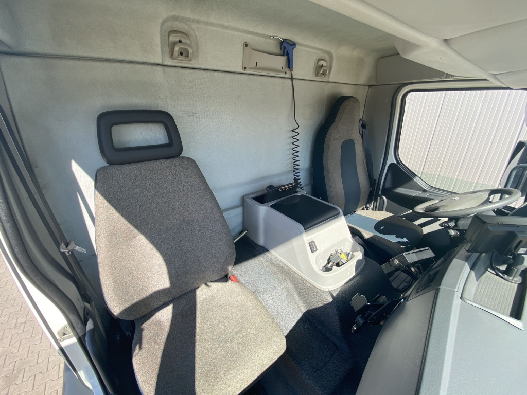 Refrigerator truck Volvo FE 280 / MBB-LBW