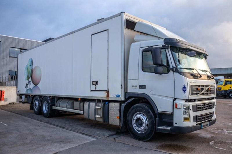 Refrigerator truck Volvo FM340+POUSSIN/CHICKEN/KUIKEN/KÛKEN