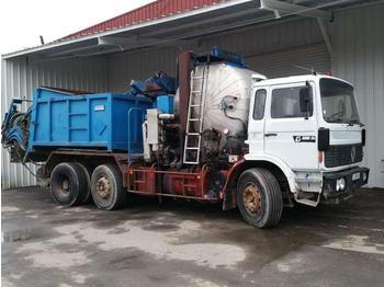 Tank truck for transportation of bulk materials Renault G300 - SECMAIR: picture 1