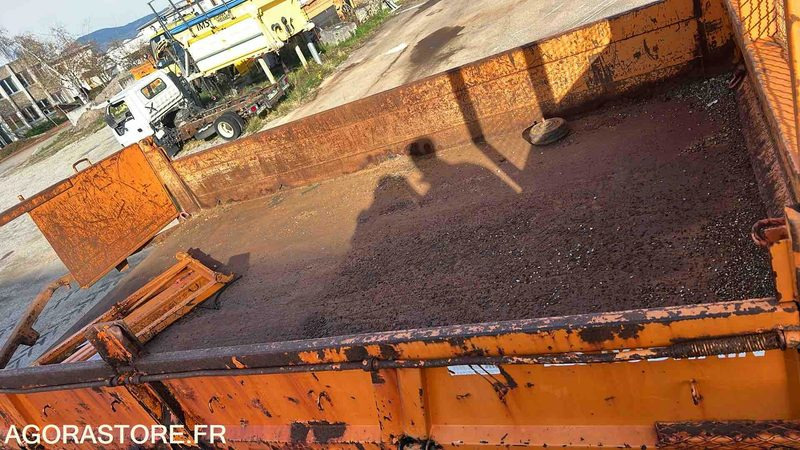 Truck Renault Kerax - 2004 - BL-657-MB