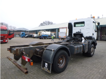 Cab chassis truck Renault Kerax 380 DXI 4x4 Euro 5 chassis + PTO: picture 4