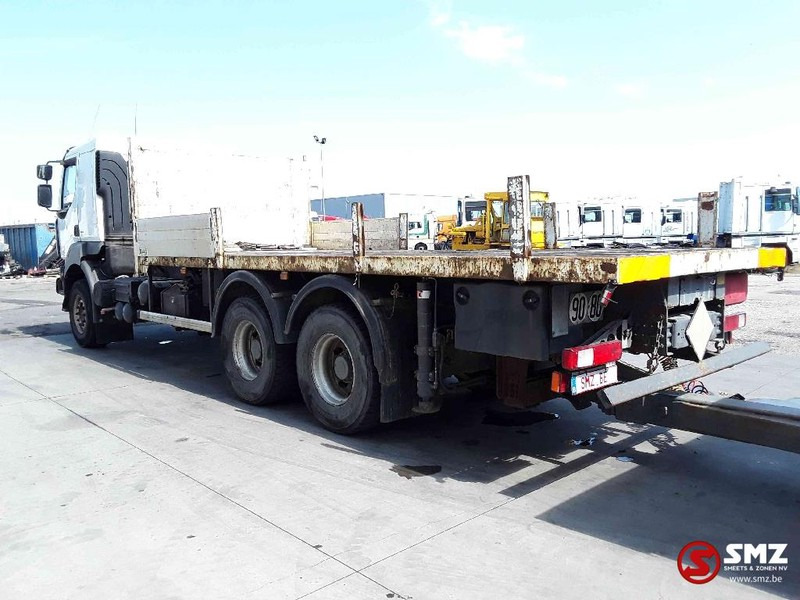 Dropside/ Flatbed truck Renault Kerax 410 DXI manual: picture 12