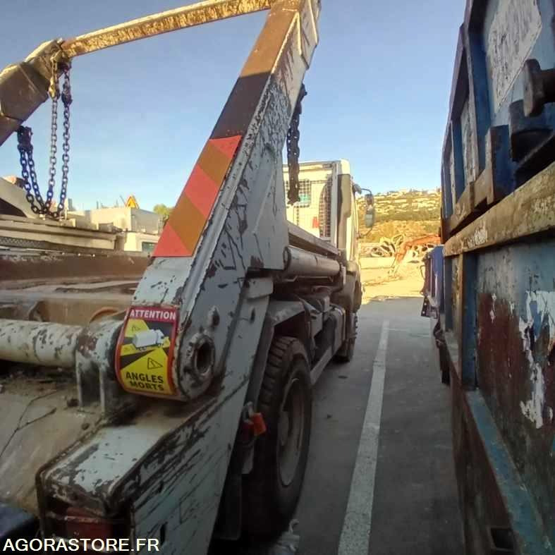 Truck Renault Kerax multi benne à chaine