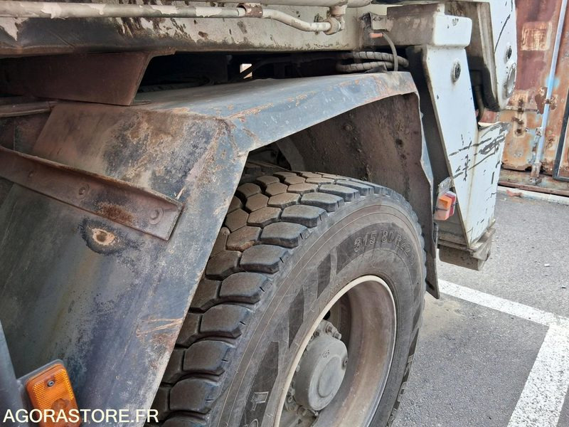 Truck Renault Kerax multi benne à chaine