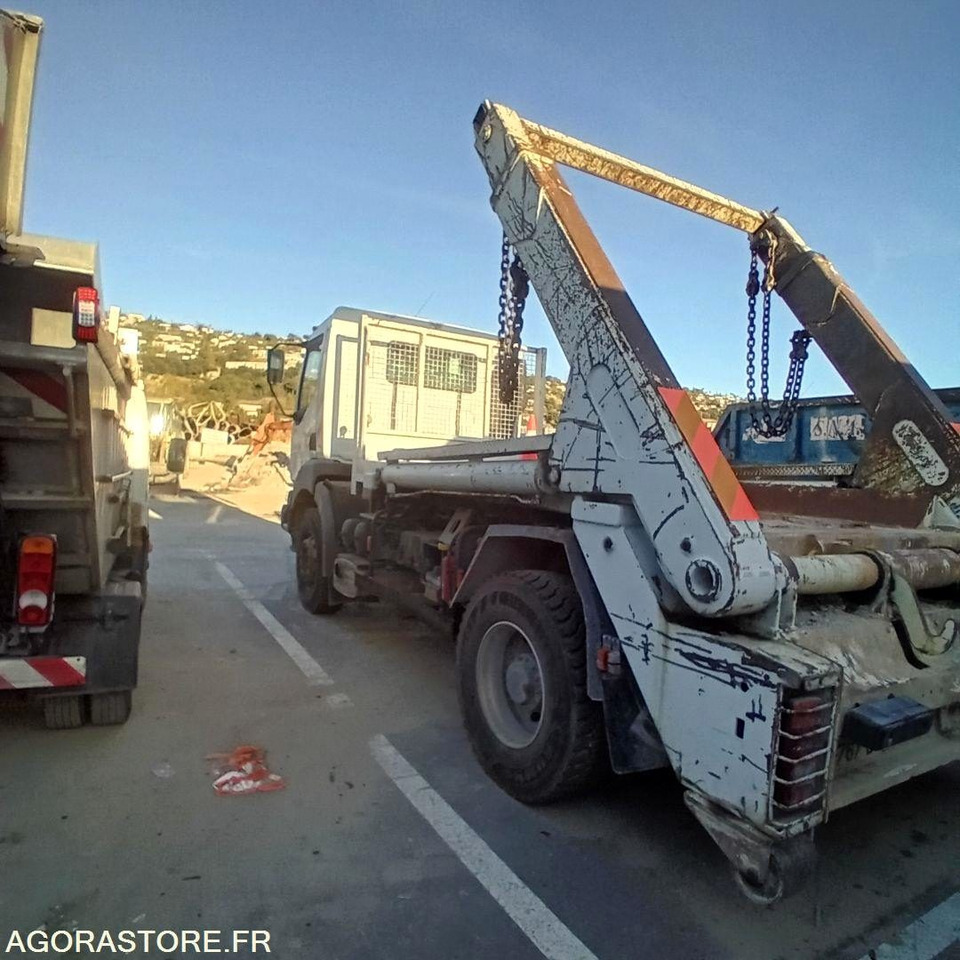 Truck Renault Kerax multi benne à chaine