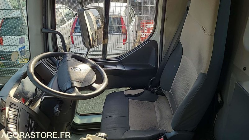 Truck Renault Midlum 200 - 2012 - 149256kms - CH200MM