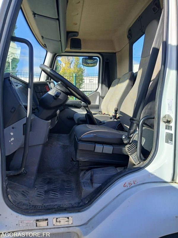 Truck Renault Midlum benne 1063 YR 42
