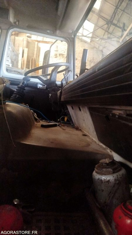 Truck Renault Poids lourd G230 - 1985 - 564616KM