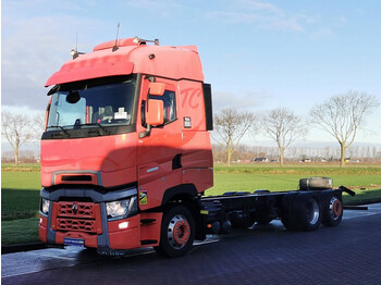 Cab chassis truck Renault T 520: picture 1