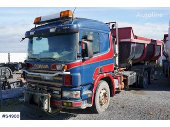 Hook lift truck SCANIA P114GB 6X2 NZ380 Plow equipped hook truck, Reparat: picture 1
