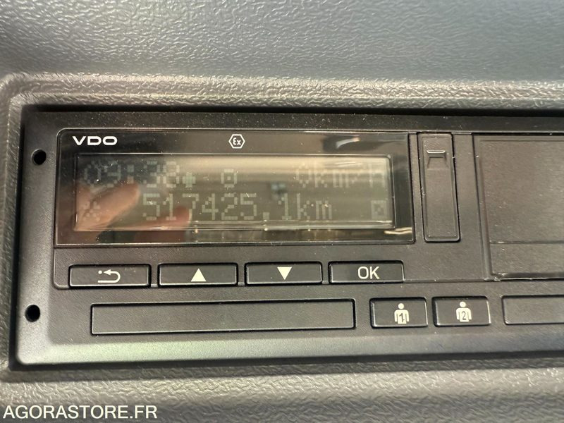 Truck SCANIA P 380 - 2008 - 517 425km