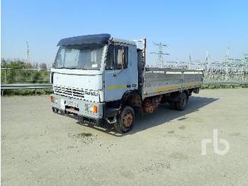 Dropside/ Flatbed truck STEYR 10S18 4x2: picture 1