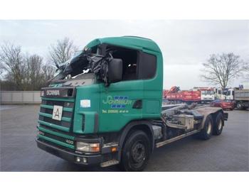 Hook lift truck Scania 124-400 Manual 6x4 Hooklift 1998: picture 1