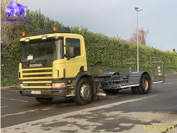 Cab chassis truck Scania 94d 220: picture 1