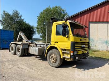 Hook lift truck Scania P112 6x242: picture 1