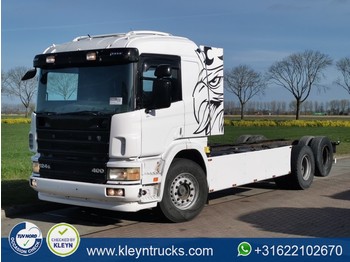 Cab chassis truck Scania P124.400 6x2 manual steel: picture 1