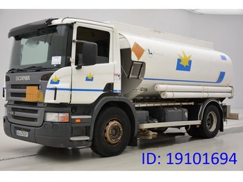 Tank truck for transportation of fuel Scania P230: picture 1