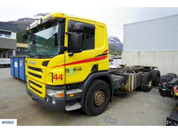Cab chassis truck Scania P380: picture 1