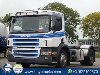 Cab chassis truck Scania P420: picture 1